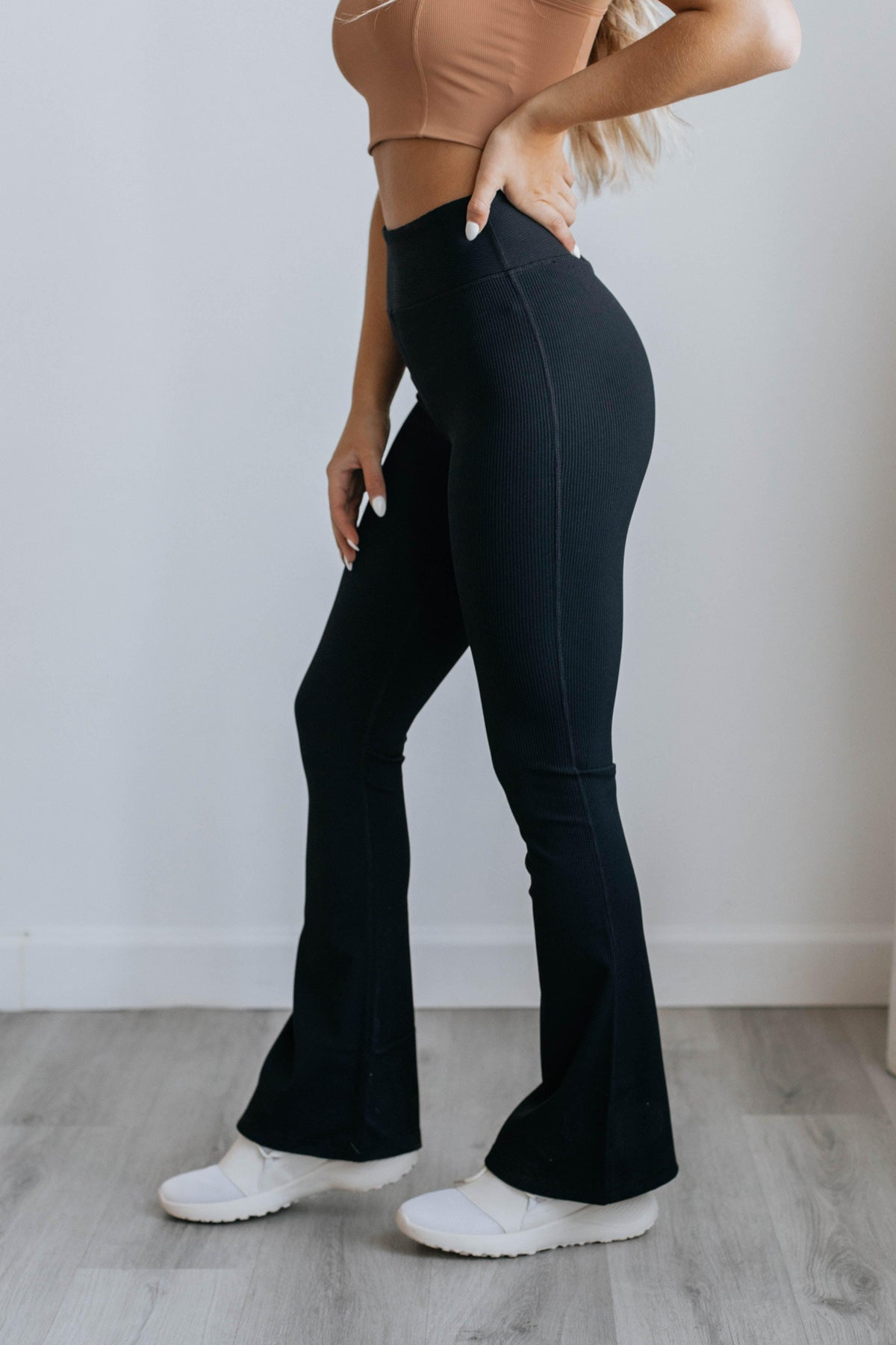 Black Basic Tummy Control High Waisted Flared Sports Pants