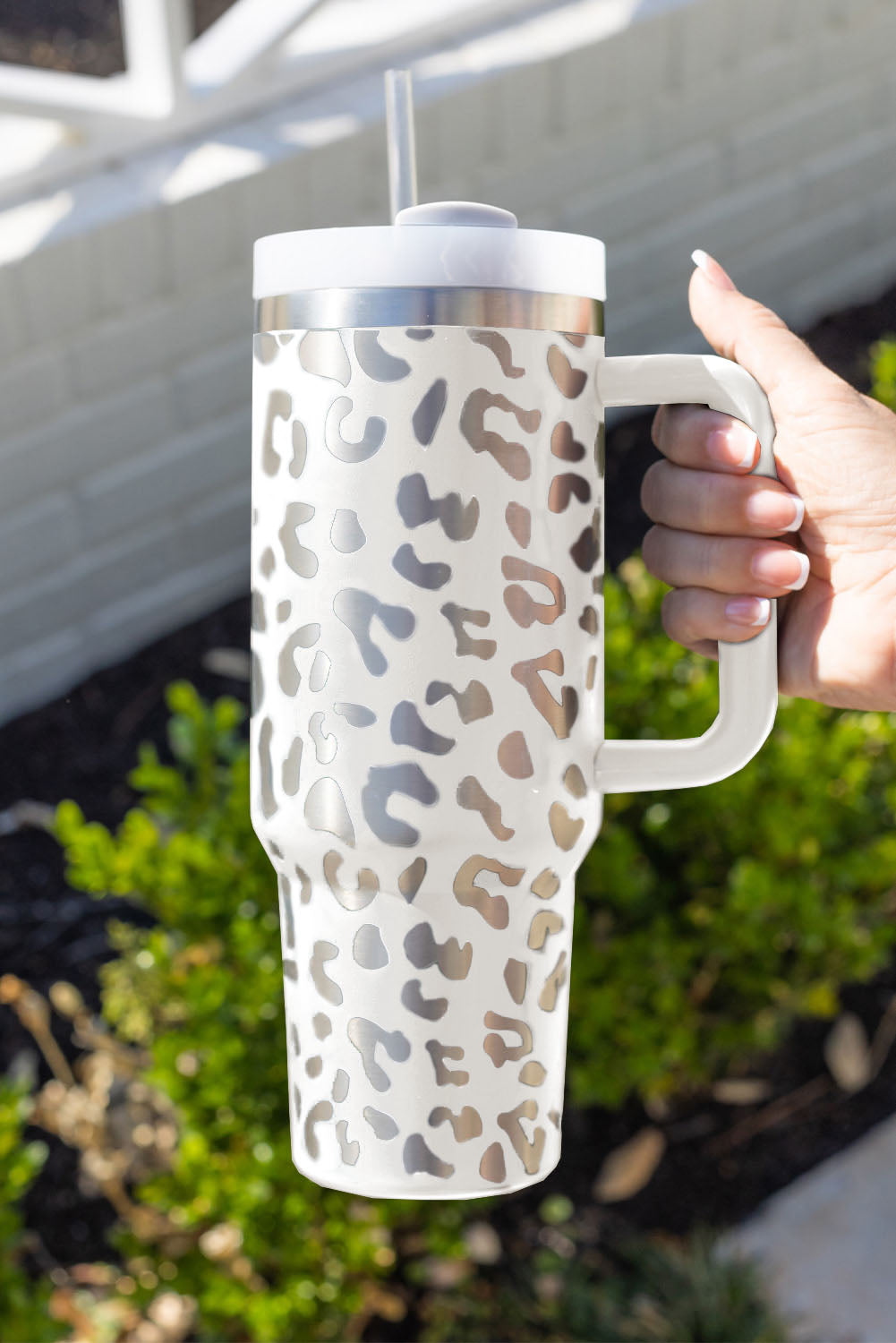 White 40oz Stainless Steel Portable Leopard Tumbler Mug With Handle